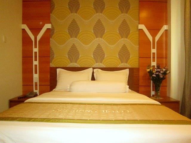 Quy Hung Hotel Central Хошимин Екстериор снимка